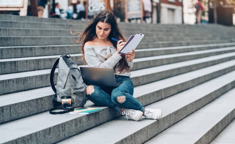 International Students Canada