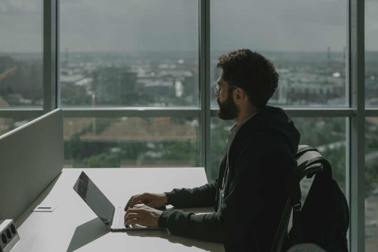 Canada Attracting 32,000 Global Tech Workers In A Year | CIN